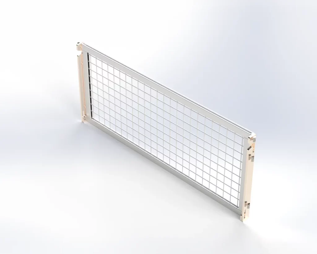 Closed flap door for loading and unloading mesh boxes